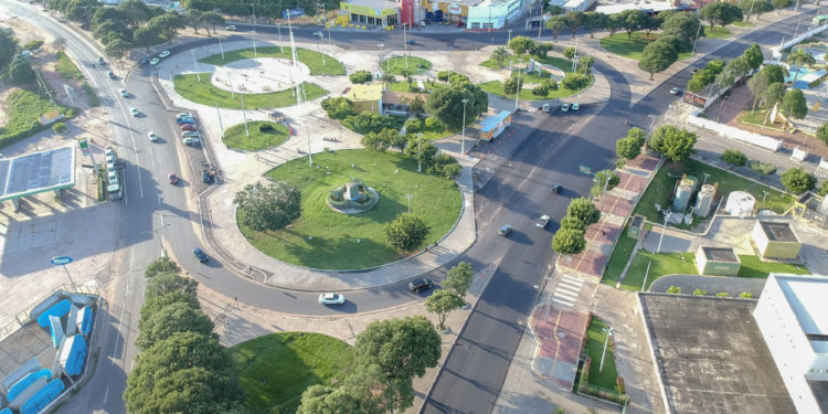 Privado: Homem sofre atentado em praça pública de Juazeiro