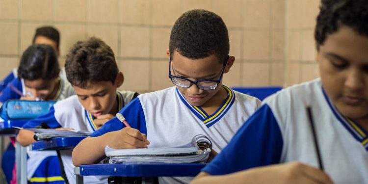 Privado: Escolas da rede municipal podem ganhar disciplinas de Braille e História de Juazeiro já no próximo ano