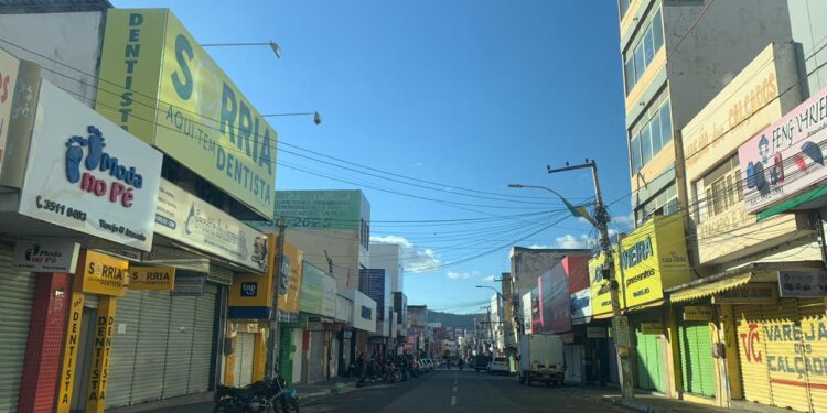 Prefeitura de Juazeiro modifica decreto do lockdown para delivery do setor varejista