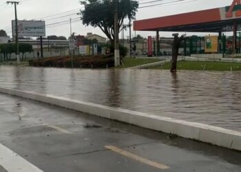 Privado: Com segunda maior chuva do estado até o momento, ruas de Juazeiro alagam e trânsito para
