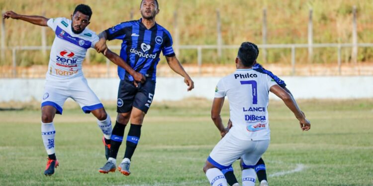 Privado: Brasil goleia Peru e mantem 100% na Copa América