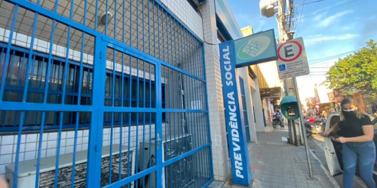 Privado: INSS cria serviço para demandas não resolvidas remotamente