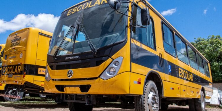Privado: Prefeitura deve adquirir 30 ônibus escolares para Juazeiro do Norte