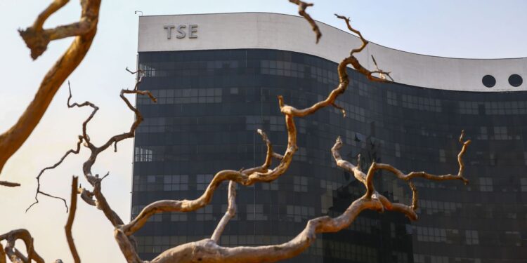 Privado: TSE cria Ouvidoria da Mulher para combater violência política