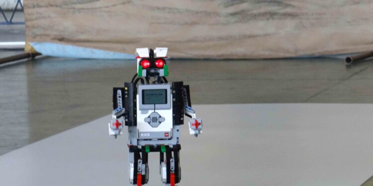 Juazeiro do Norte sediará no início de junho torneio de robôs