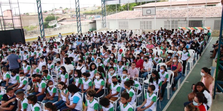 Privado: Barbalha realizou formatura dos alunos do PROERD