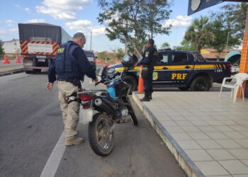 PRF resgata mulher em situação de vulnerabilidade em Canindé-CE