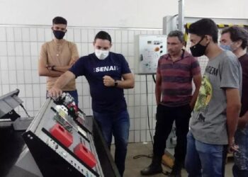 Juazeiro oferta vagas em cursos de Produção de Sandálias e Eletrometalmecânica