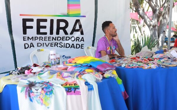 Semana da Diversidade inicia com Feira Empreendedora em Juazeiro do Norte