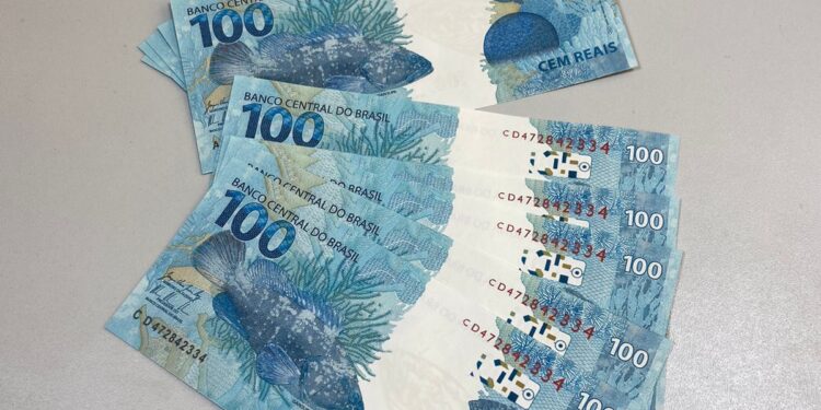 Homem é preso pela PF com R$ 1.000,00 em cédulas falsas em Crateús