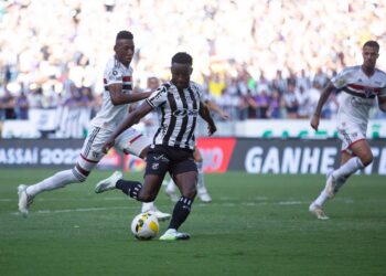 Brasileirão: Ceará perde em casa para o São Paulo por 2 a 0