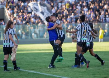 Ceará vence o Athletico-PR e é campeão do Brasileirão feminino série A2
