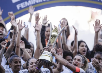 Corinthians derrota o Internacional e conquista Brasileirão Feminino
