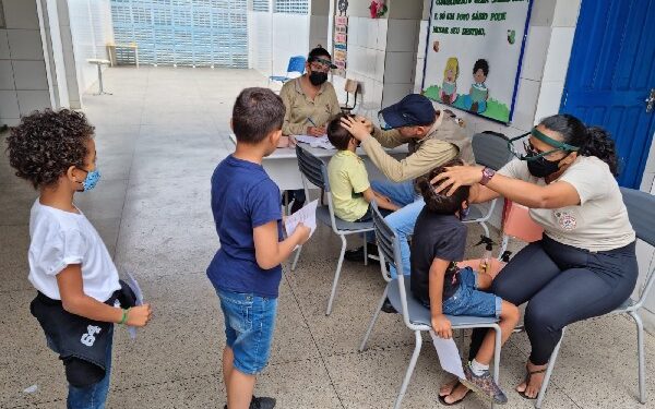 Juazeiro realiza campanha para diagnóstico de Tracoma em crianças da rede pública de ensino