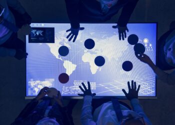 Jovens cearenses se destacam no Cidadão Digital, programa gratuito que ensina o uso seguro de tecnologias