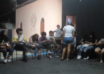 Rádio Carrapato abre as portas para turma e de jornalismo da UFCA