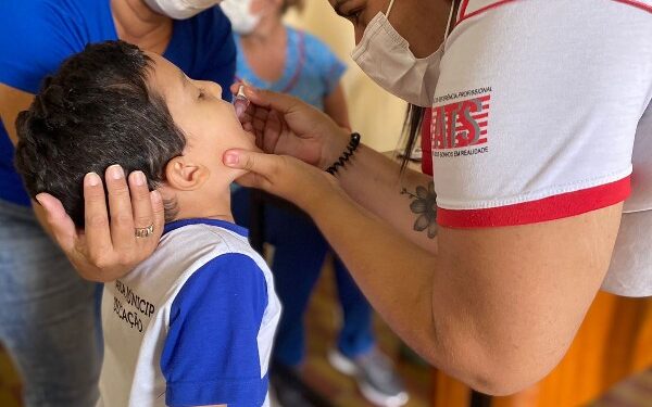 Crato realiza vacinação da Poliomielite nas escolas