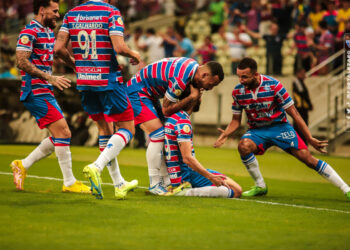 Brasileirão: Fortaleza derrota o Coritiba e segue vivo em busca da Libertadores 2023