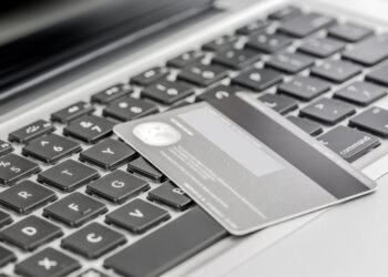 Projeto de Lei pretende taxar todas as compras feitas na Shopee, Shein e Aliexpress