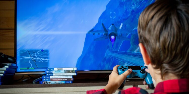 Um em cada dez pais lê termos de consentimento de jogos, diz pesquisa