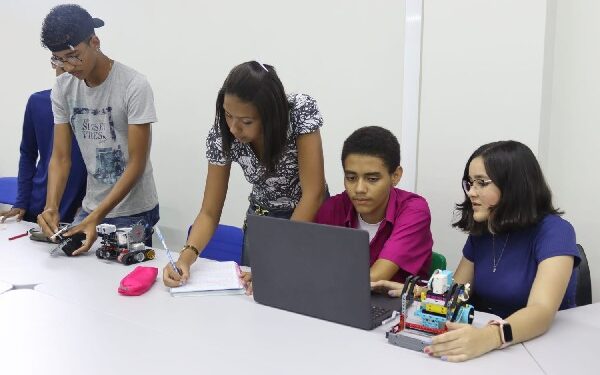 Alunos da Rede Municipal de Juazeiro do Norte participarão de Torneio de Robótica
