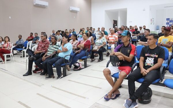 Servidores de Juazeiro do Norte participam de formação sobre comunicação e atendimento