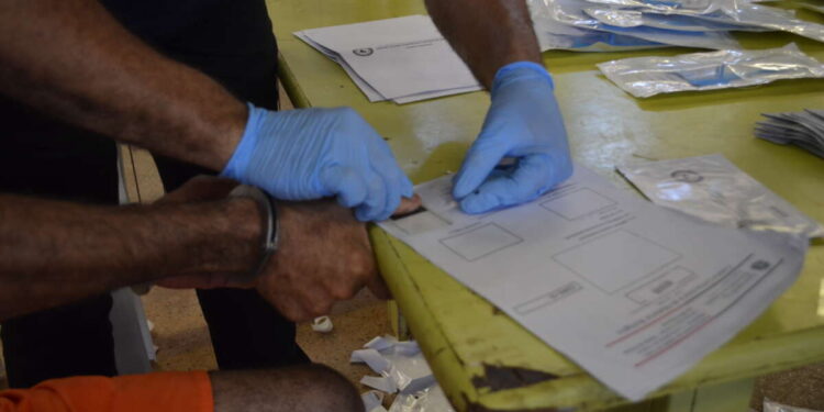 Pefoce realiza coleta de DNA em presos das unidades prisionais da Região do Cariri