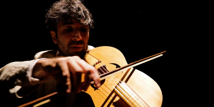 Vila da Música e Porto Iracema da Artes abrem inscrições para a oficina “Rabeca Brincante”, com Alício Amaral