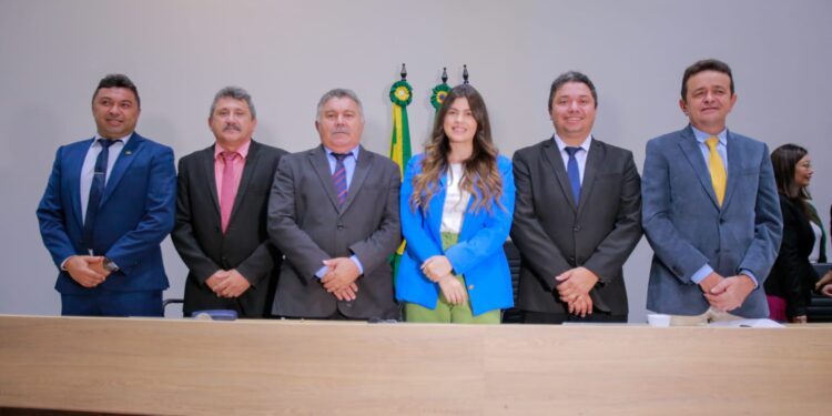 Yanny Brena é a nova presidente da Câmara Municipal de Juazeiro do Norte