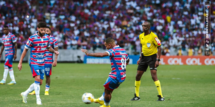 Fortaleza empata com Atlético-GO na Arena Castelão