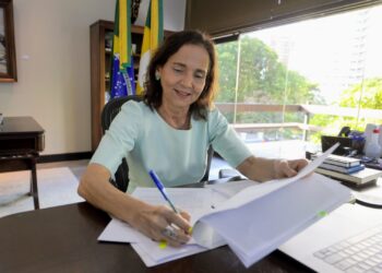 Governadora sanciona lei que estabelece critérios para pagamento dos precatórios do Fundef a professores