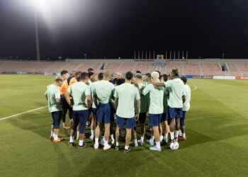 Brasil estreia na Copa do Mundo no Catar nesta tarde (24)