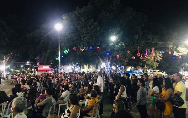 Ciclo Natalino festeja a cultura e encanta o público com teatro, dança e musicalidade