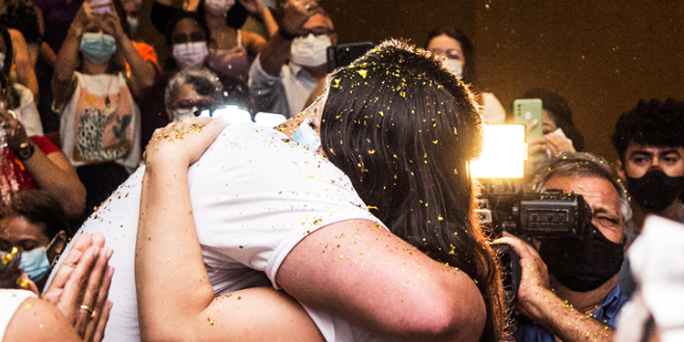 Hemoce realiza segundo encontro no Ceará entre doador de medula óssea e paciente