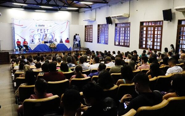 Prefeitura do Crato empossa mais de 60 aprovados em concurso público nesta quarta-feira, 21