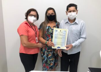 Internado com problemas cardíacos, paciente de 61 anos se casa no Hospital Regional Vale do Jaguaribe