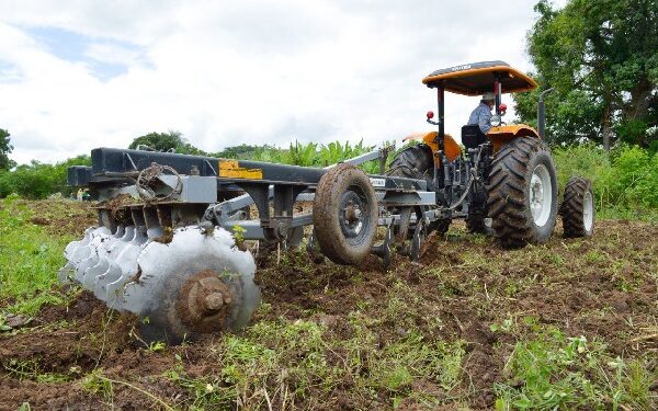 Crato inicia Programa de Aração 2022
