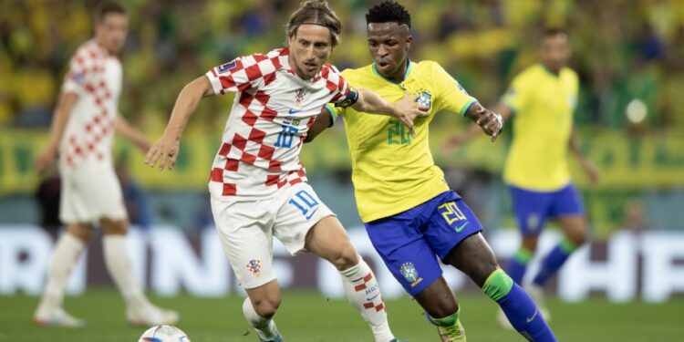 Nas penalidades, Brasil perde para a Croácia e adia sonho do hexa