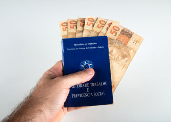 Prazo para saque do abono salarial em 2022 acaba hoje