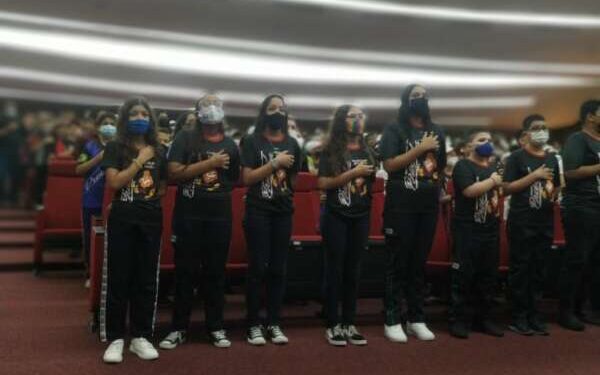 PROERD realiza formatura de encerramento do semestre com 500 alunos participantes