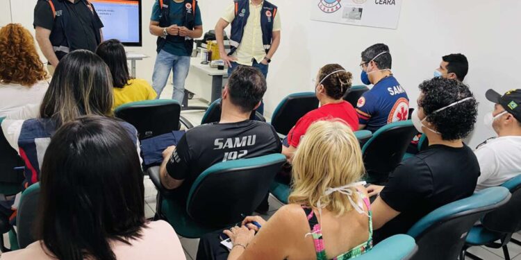 Profissionais do Samu Ceará são capacitados para usar dispositivo intraósseo nos pacientes