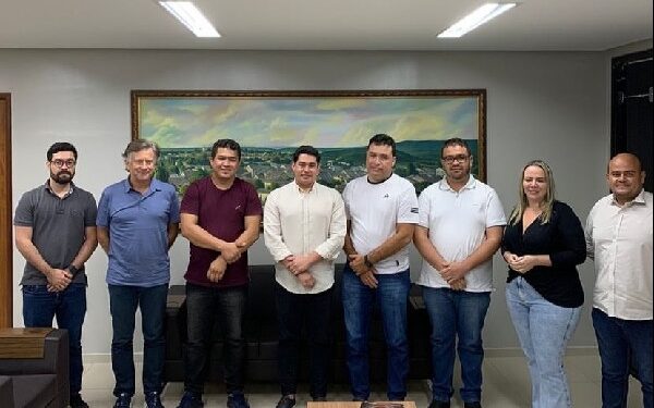 Comares Cariri discute próximos passos para fim dos lixões na região