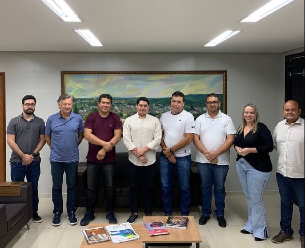 Comares Cariri discute próximos passos para fim dos lixões na região