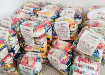 Crato arrecada alimentos em inscrições esportivas e promove doações de cestas básicas