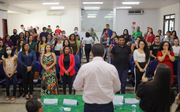 Novos servidores são empossados em Juazeiro do Norte