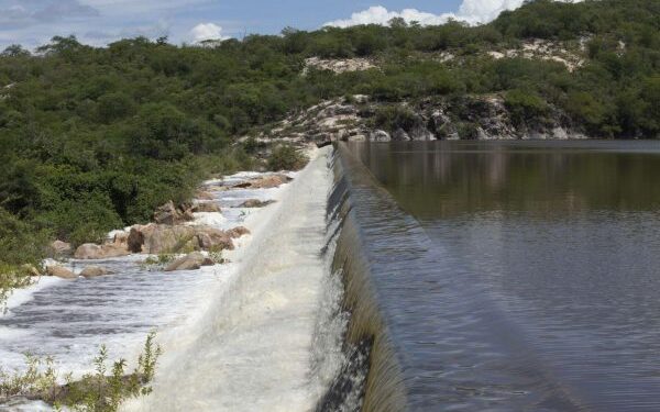 Quatro açudes já estão sangrando no Ceará