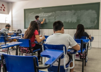 Juazeiro do Norte: Seduc e Crede alinham matrículas