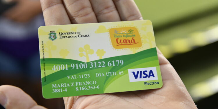Pagamento do Cartão Mais infância para 150 mil famílias inicia nesta quarta-feira (25)