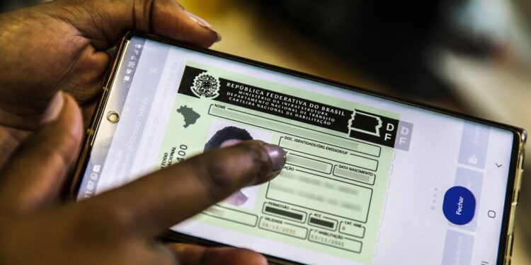 Prazo para a renovação da CNH volta a ser de 30 dias