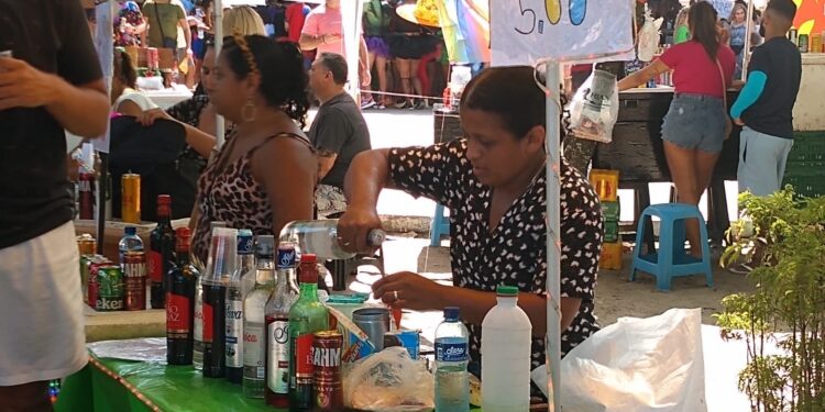 Carnaval deve gerar mais de 1,5 mil vagas temporárias no Ceará